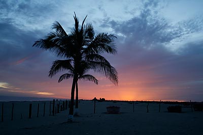 Last glow of sunset on the beach at Huatabampito