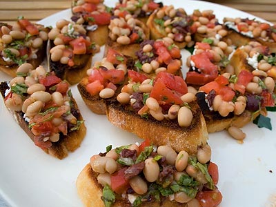 Ed's delicious bruschetta.